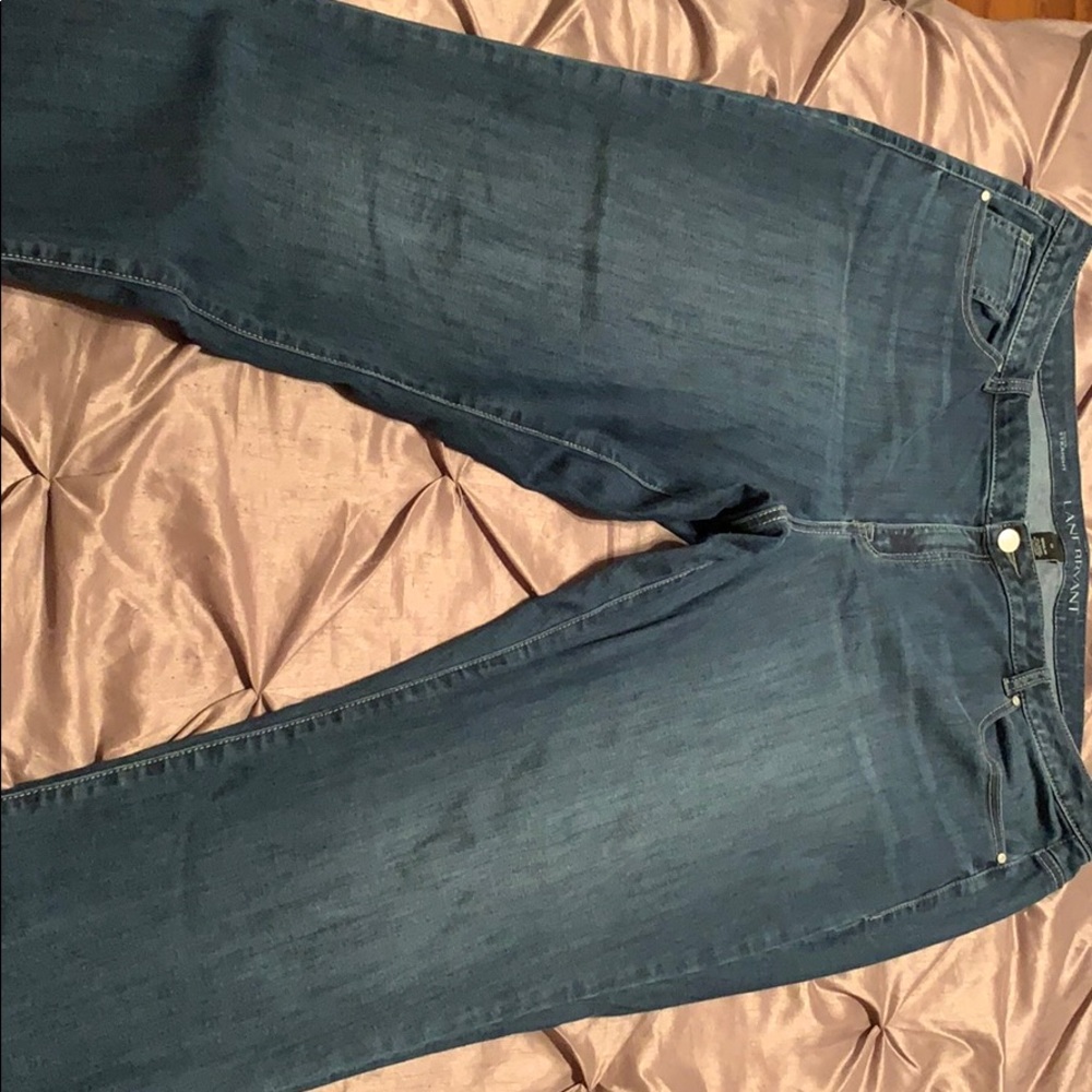 Mid rise straight leg jeans